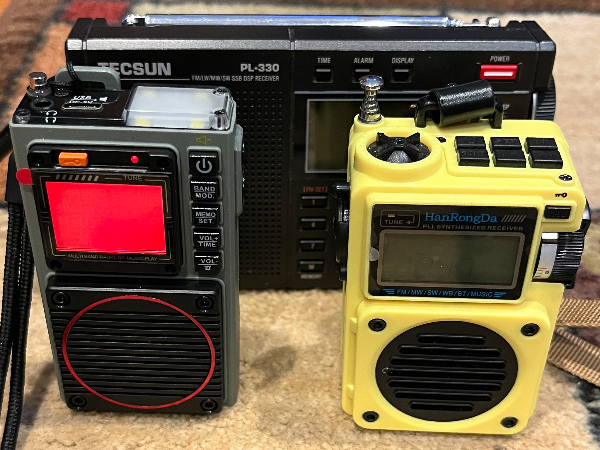 Videyas Retro AM FM Radio, Shortwave Portable Vintage Radio with Bluetooth  Speaker, Flashlight, Best Reception, Support TF Card, USB Disk for Home